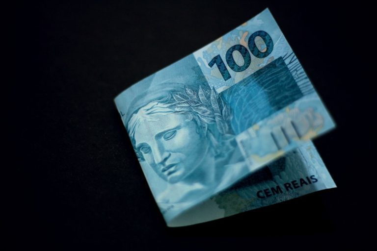 Seguidores Reais para Infoprodutos: Como Base Qualificada Converte em Vendas (2026)